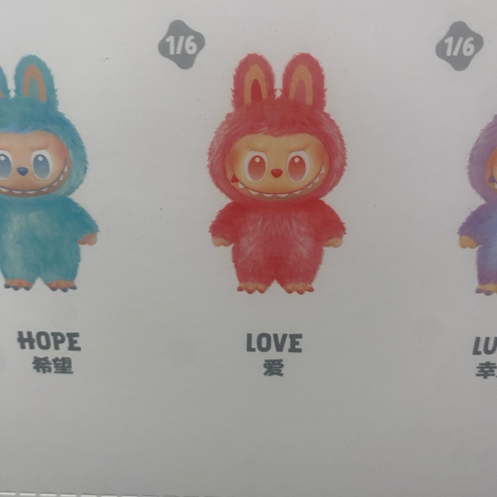 NWT Pop Mart The Monsters Big Into Energy Love Labubu Plush Pendant Keychain - Picture 3 of 4